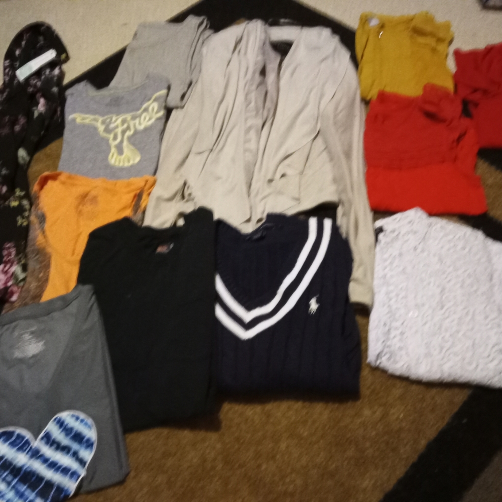 Women's medium tops